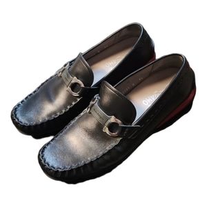 Size 7 1/2  Limited Edition Ferragamo Mens Moccasin w/ gancini ornament